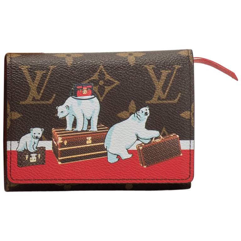 Sold at Auction: LOUIS VUITTON, LOUIS VUITTON Monogram Pochette Limited Ski Polar  Bear