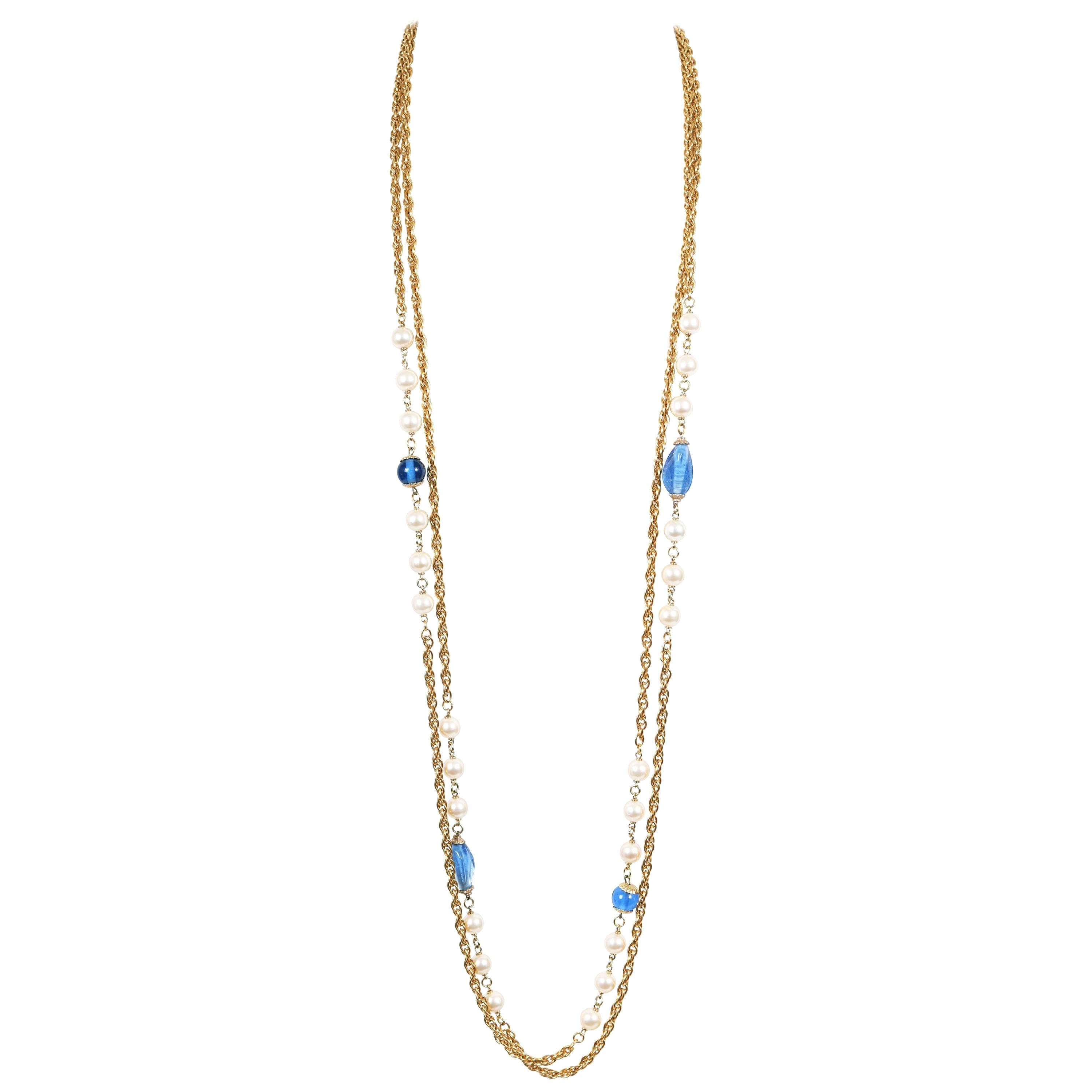 Chanel Collier sautoir à plusieurs rangs des années 1980 en chaîne, perles et perles Gripoix en vente