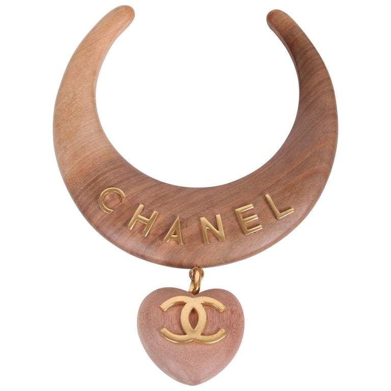 Chanel Wooden Choker Necklace W/CC Logo Heart Pendant Ca. 1989