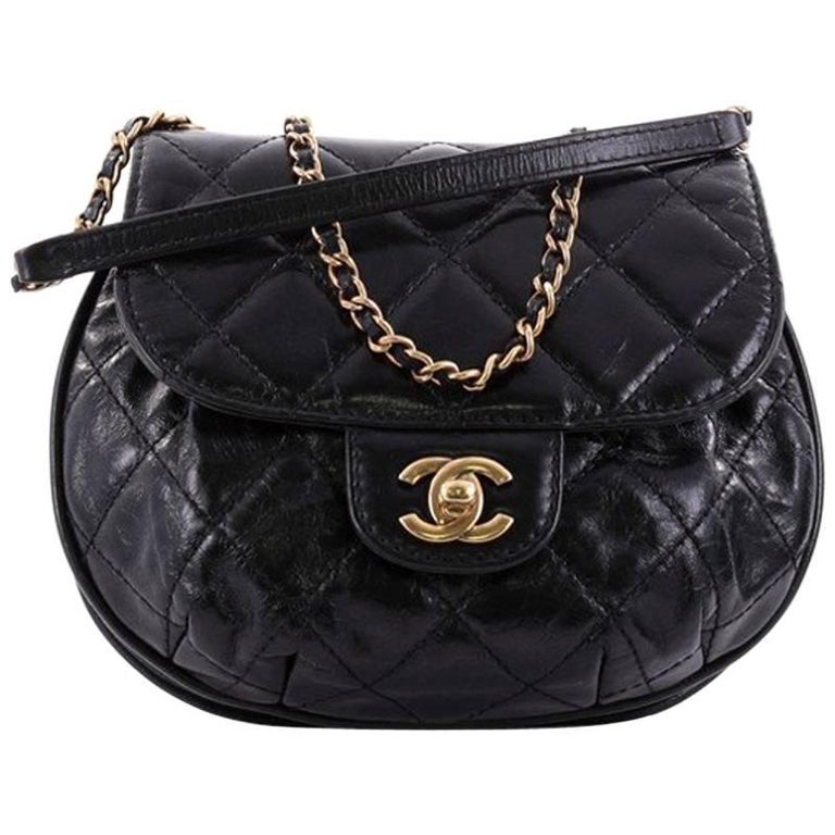 chanel quilted messenger bag