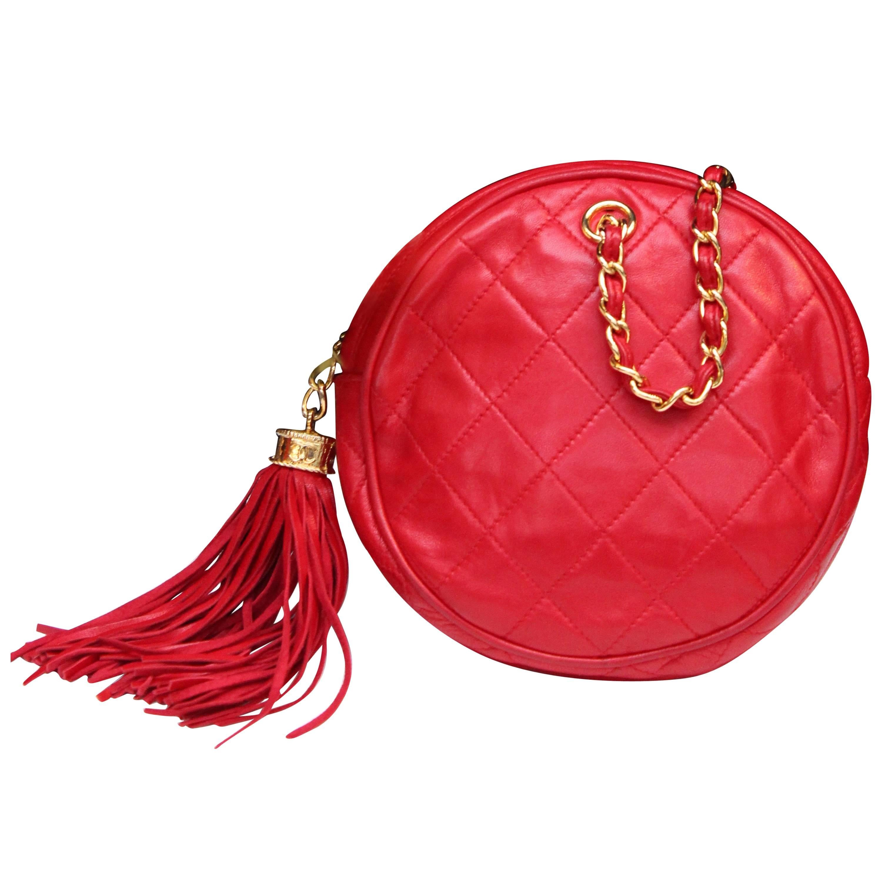 Chanel small red quilted leather evening bag, 1990s 