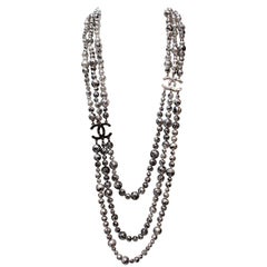 2013 Chanel long multi-strand beads necklace with brush stroke effect