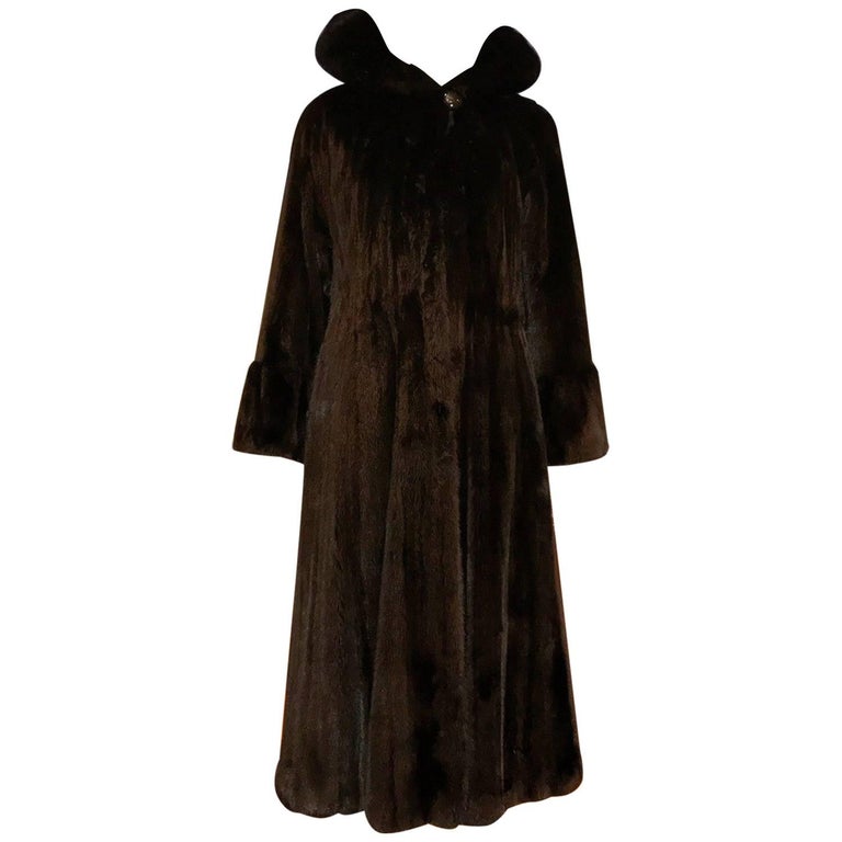 Fabbri Furriers Chicago Full Length Canadian Female Mink Pelts Coat For ...