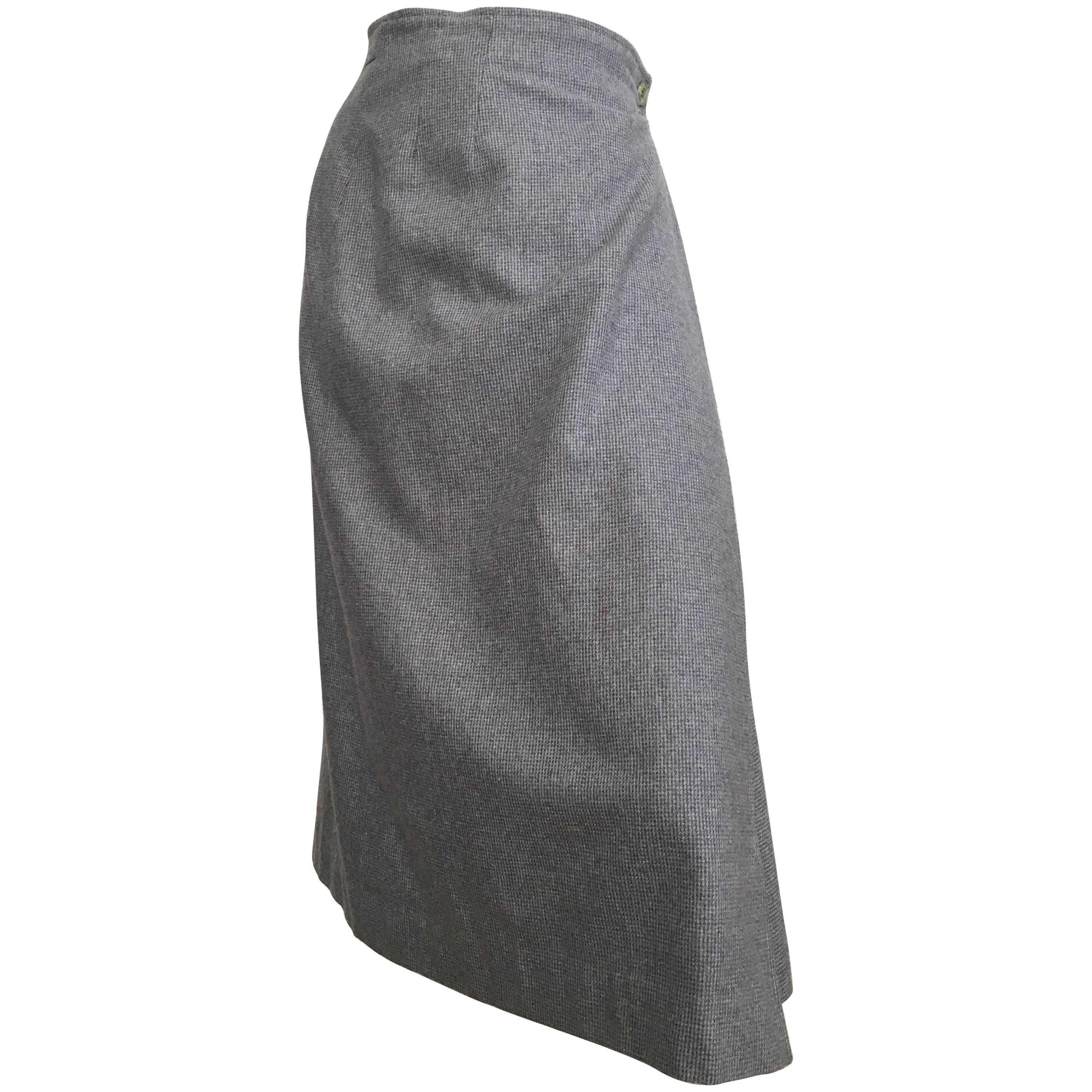 Intuitions by Maurice Antaya Wool Houndstooth Wrap Skirt Size 4.  For Sale