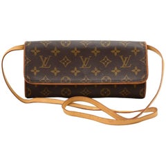 Louis Vuitton Pochette Twin GM Monogram Canvas Shoulder Bag at 1stDibs