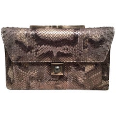 Judith Leiber - Sac à main à trois voies en peau de serpent gris argenté et python