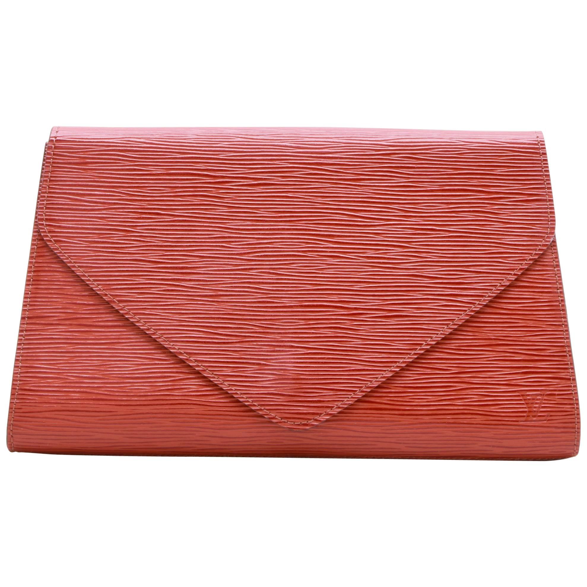 LOUIS VUITTON Vintage Clutch in Tawny Epi Leather