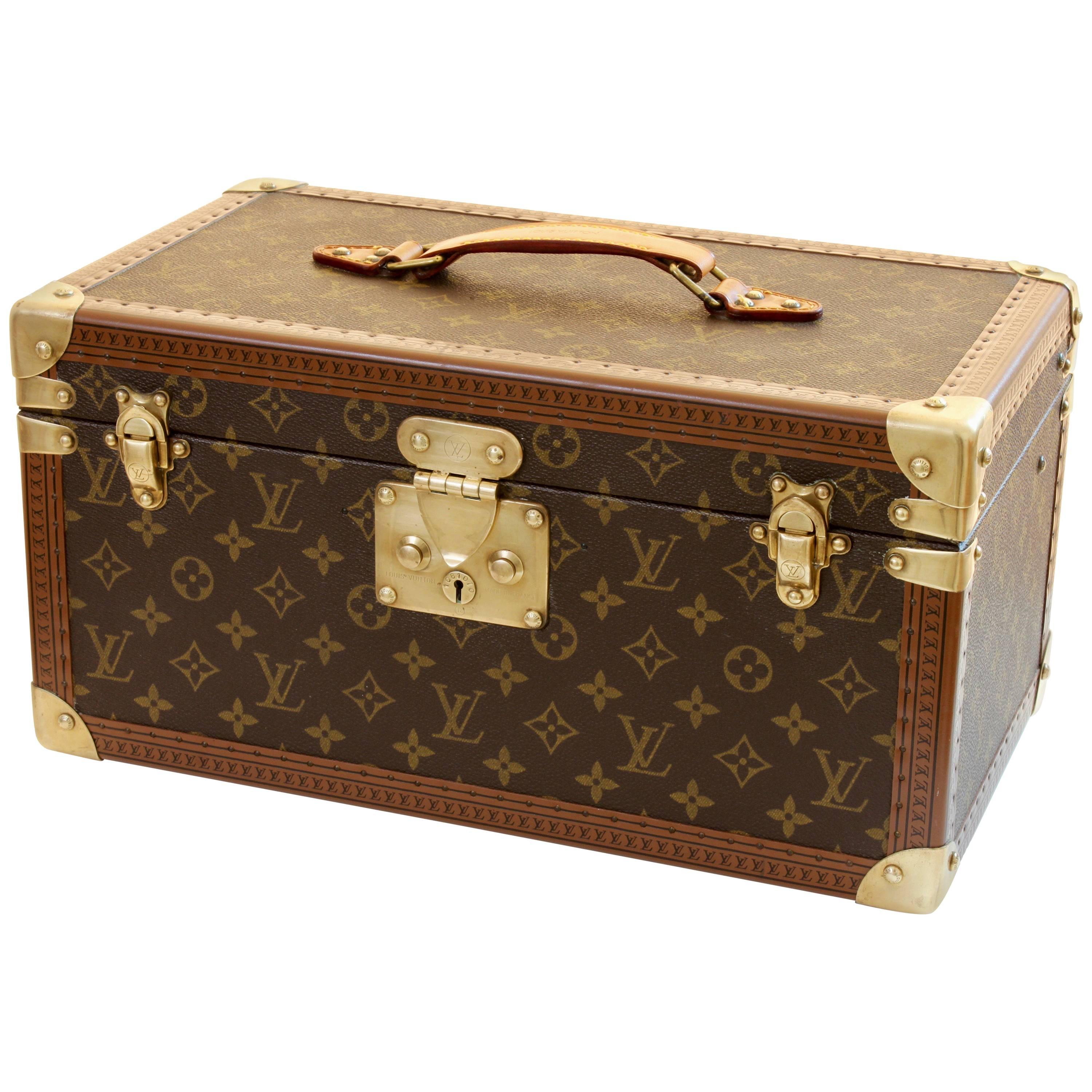 Louis Vuitton Monogram Trunk Boite Bouteilles et Glace Beauty Train Case  Vintage