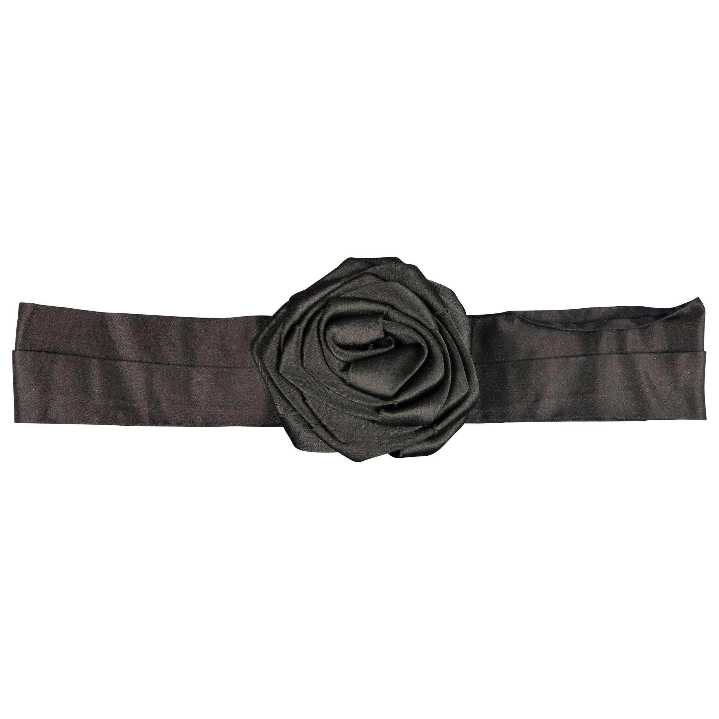 MARC JACOBS Black M Suede Adjustable Snap Rose Belt