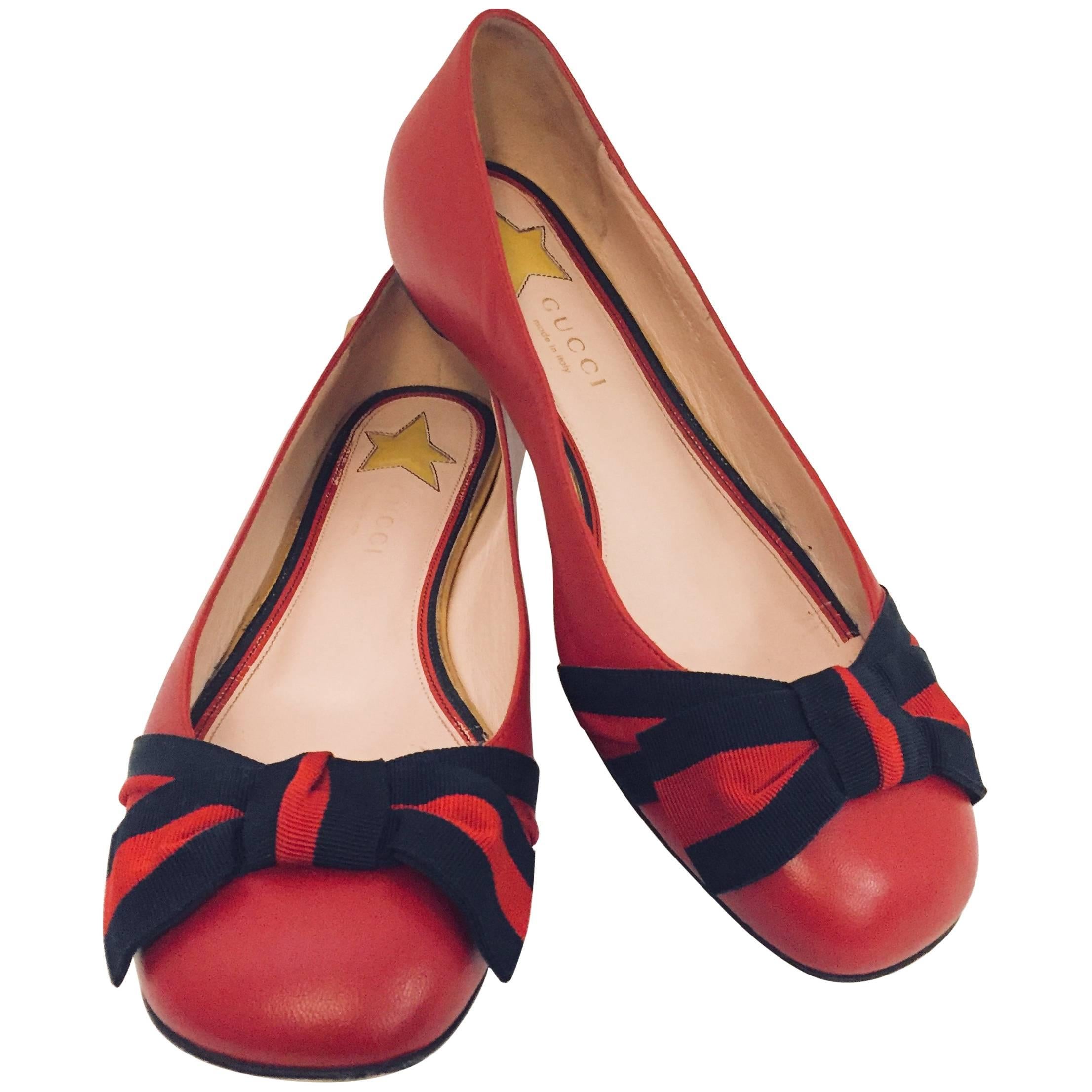 Gucci Red Leather Ballet Flats With Grosgrain Web Bows and Gold Tone Star Studs