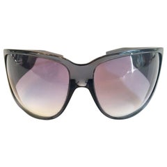 21st Century Italian Blue
Swarovski Crystal "GG" Logo Sunglasses By, Gucci 21st Century Italian Blue
Swarovski Crystal "GG" Logo Sunglasses By, Gucci