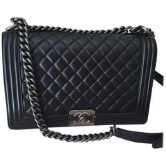 Chanel Black NEW Medium Boy bag with Ruthenium hardware in  Gorgeous Lambskin 