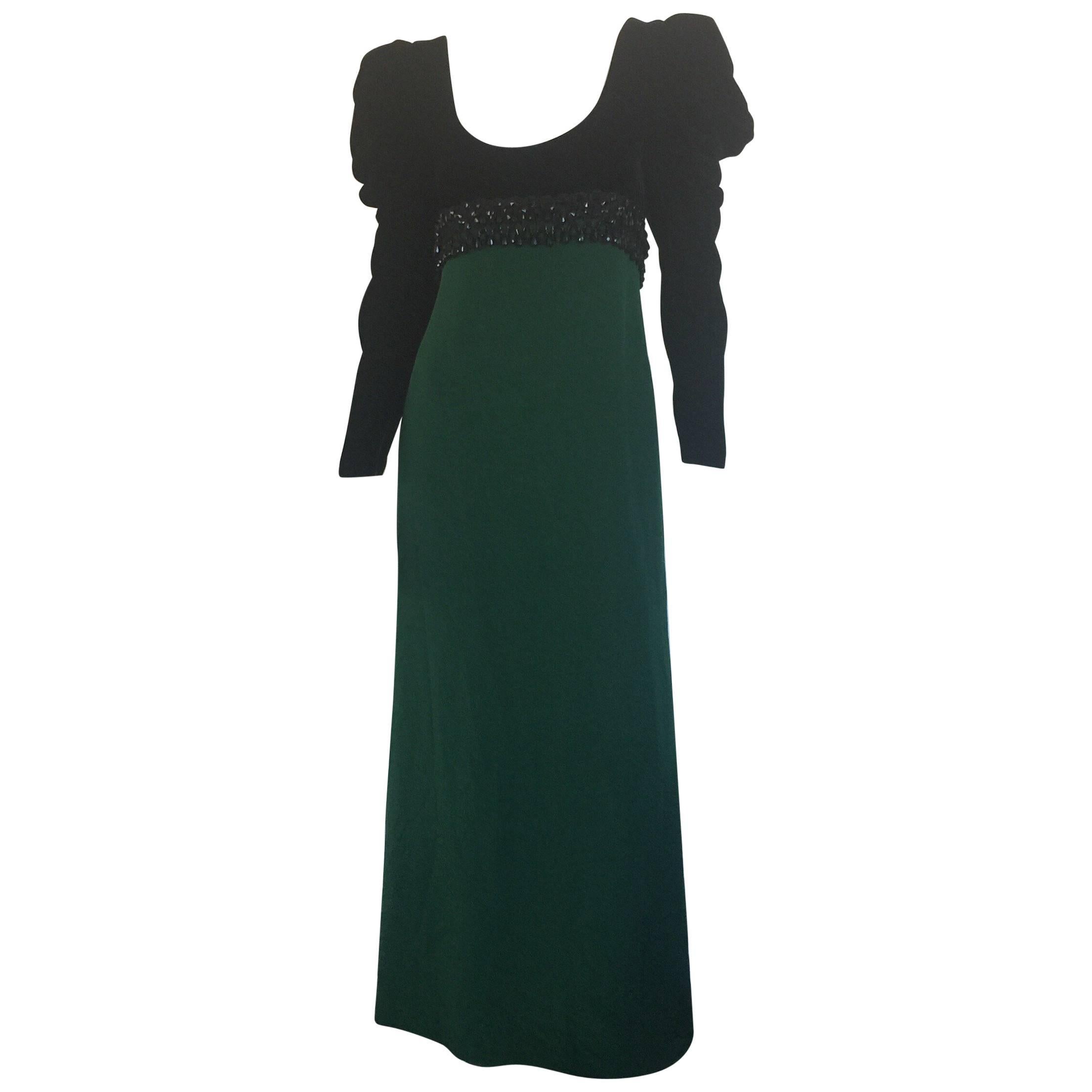 Oscar de la Renta velvet empire waist green silk gown  For Sale