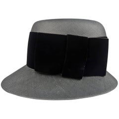 Retro CHANEL Black Straw Velvet Bow Retro Cloche Hat