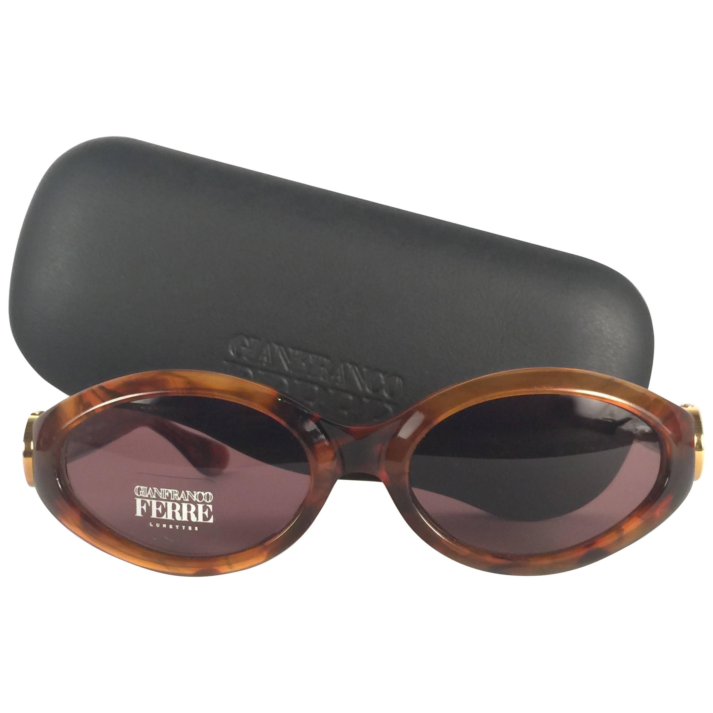 New Vintage Gianfranco Ferré Tortoise 1990's Made in Italy Sunglasses For Sale