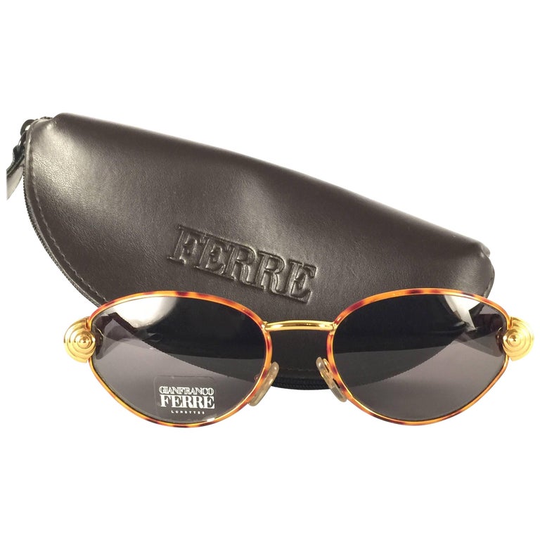 New Vintage Gianfranco Ferré Tortoise and Gold 1990's Italy Sunglasses at  1stDibs | gianfranco ferre sunglasses vintage, gianfranco ferre vintage  sunglasses, 1990 sunglasses