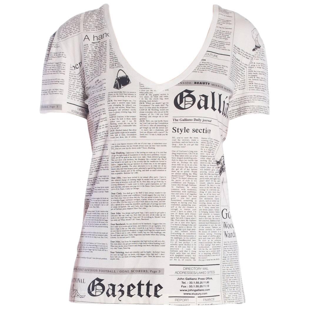 2000S JOHN GALLIANO White & Black Cotton Knit Newspaper Print V Neck T-Shirt