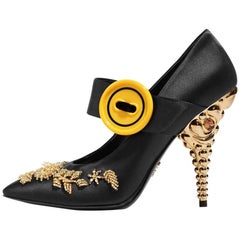 Prada New Runway Beaded Black Gold Metal Mary Jane Evening Heels Pumps in Box
