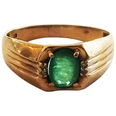 Vintage Art Deco Signet ring set with emerald