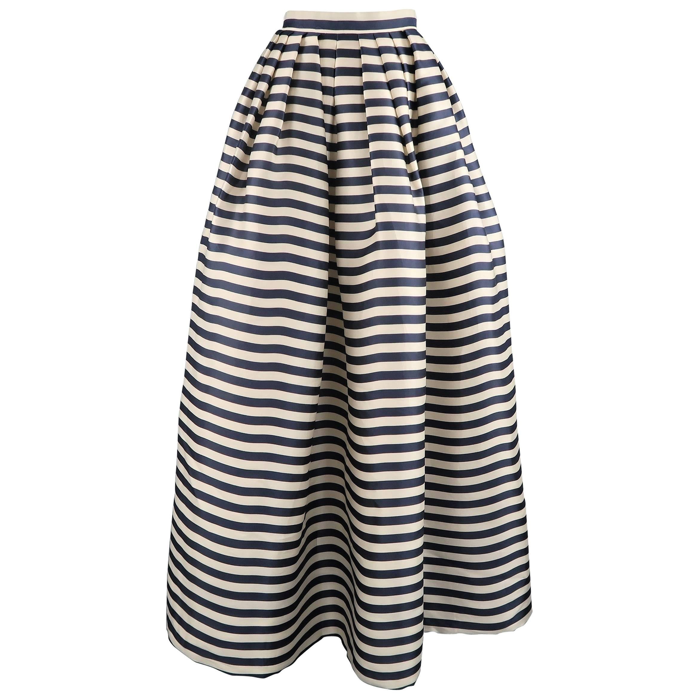 OSCAR DE LA RENTA Skirt Size 6 Cream & Navy Striped Silk Pleated Ball Gown Skirt