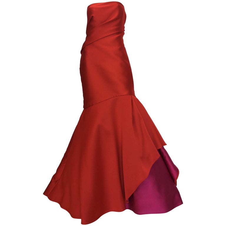 monique lhuillier red floral lace gown