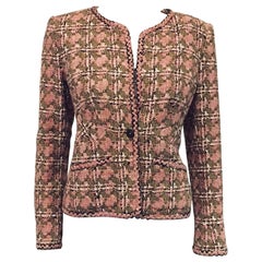 Chanel Fitted Cotton and Silk Houndstooth Check Jacket With Patch Pockets 