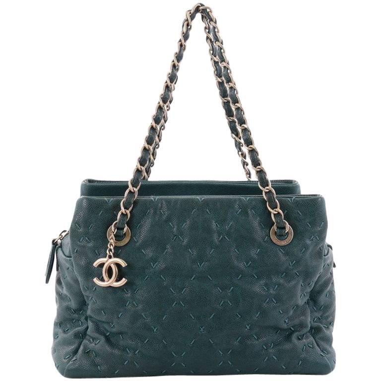 Chanel Ultimate Stitch Zip Tote Caviar Medium