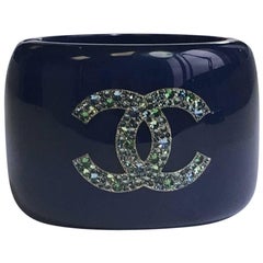 CHANEL Cuff Bracelet in Blue Lacquered Resin and Inclusion of Rhinestones