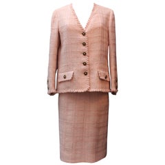 Retro Chanel Haute Couture light pink wool skirt set, 1960s 