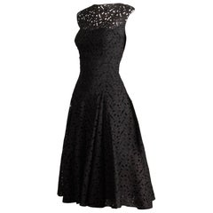 Estevez - Robe de cocktail vintage sans manches en dentelle noire à œillets, sans manches, années 1950