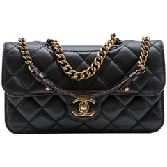 Pre-owned Chanel 2012 Pondicherry Flap Shoulder Bag In Gold