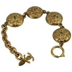 Chanel Bracelet à logo vintage doré