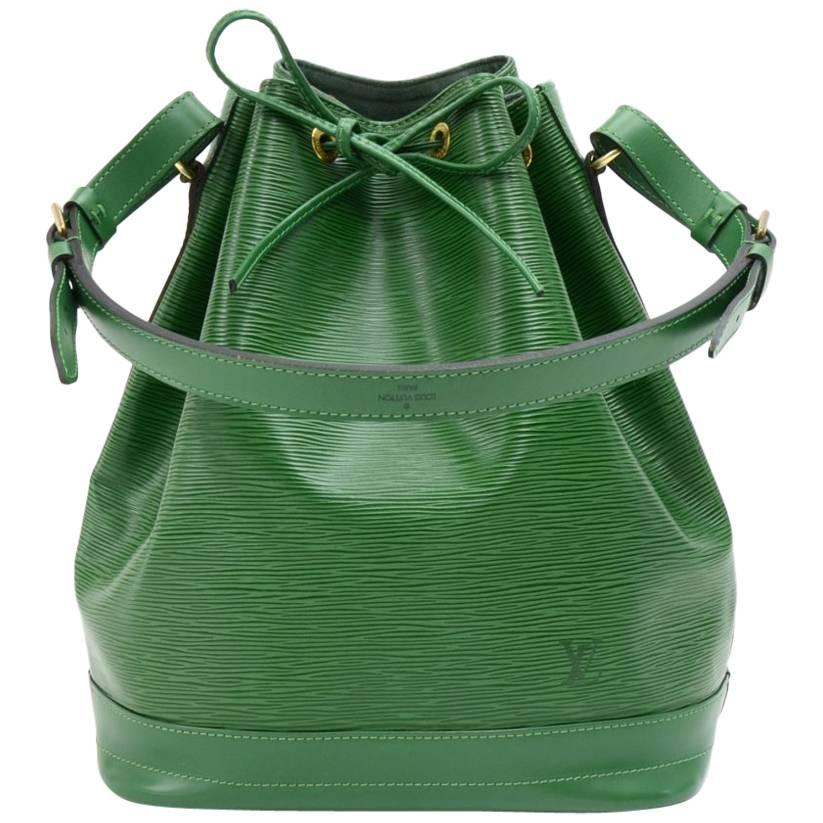 Louis Vuitton Vintage Noe Large Green Epi Leather Shoulder Bag For Sale