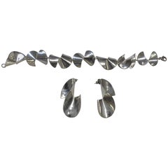 Vintage Kevin J. O'Dwyer Hand-forged Sterling Silver Linked Bracelet & Earrings