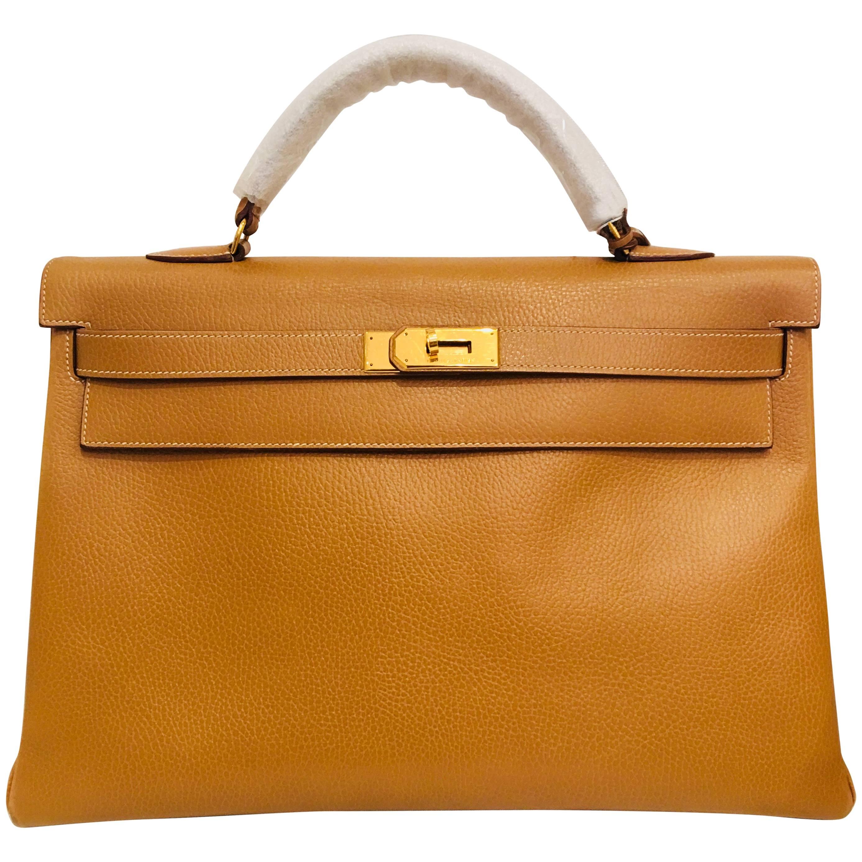Hermés Gold Leather Kelly Bag