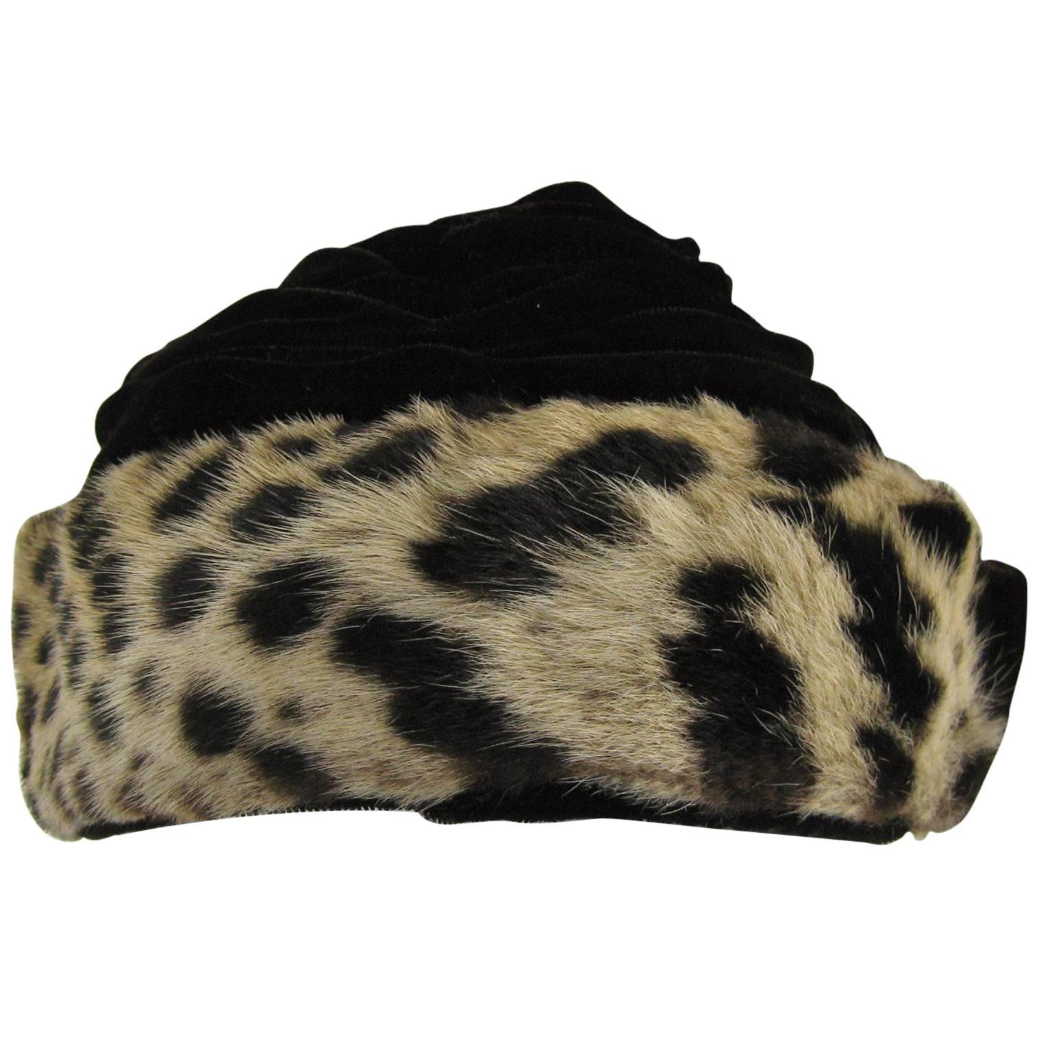 1960s Leopard Print Fur Velvet Hat Van Dee California 