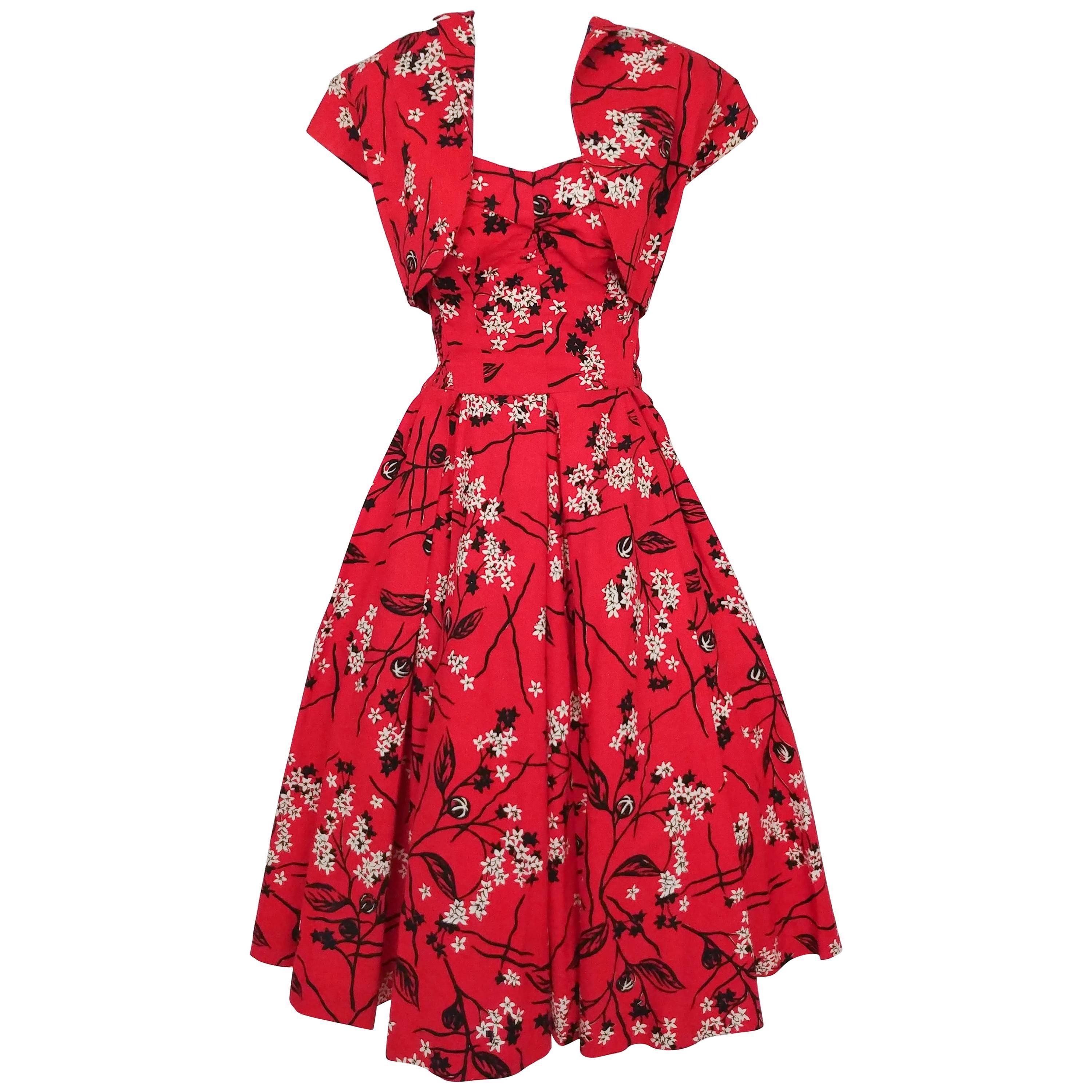 Shaheen Tiki Print Rotes Kleid und Bolero-Set, 1950er Jahre