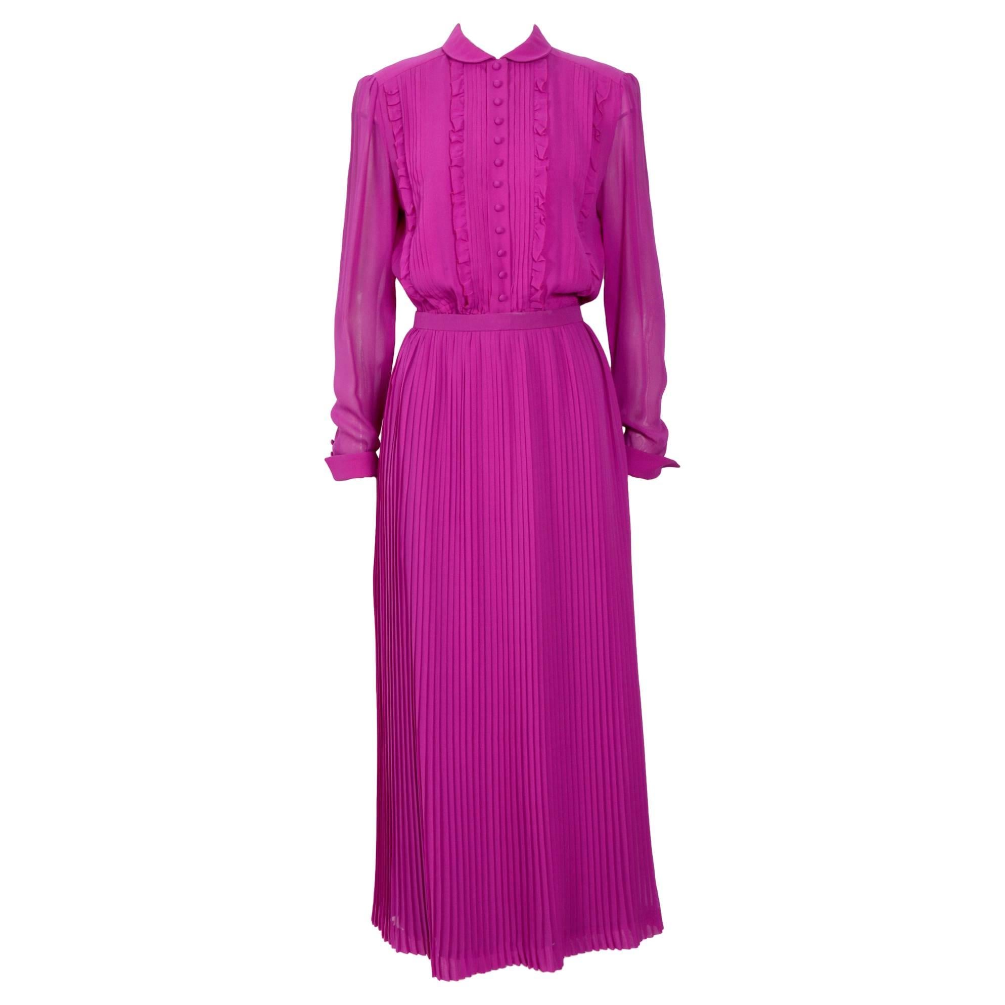 Jean Louis Scherrer 1970s vintage silk pleated chiffon blouse & skirt set For Sale