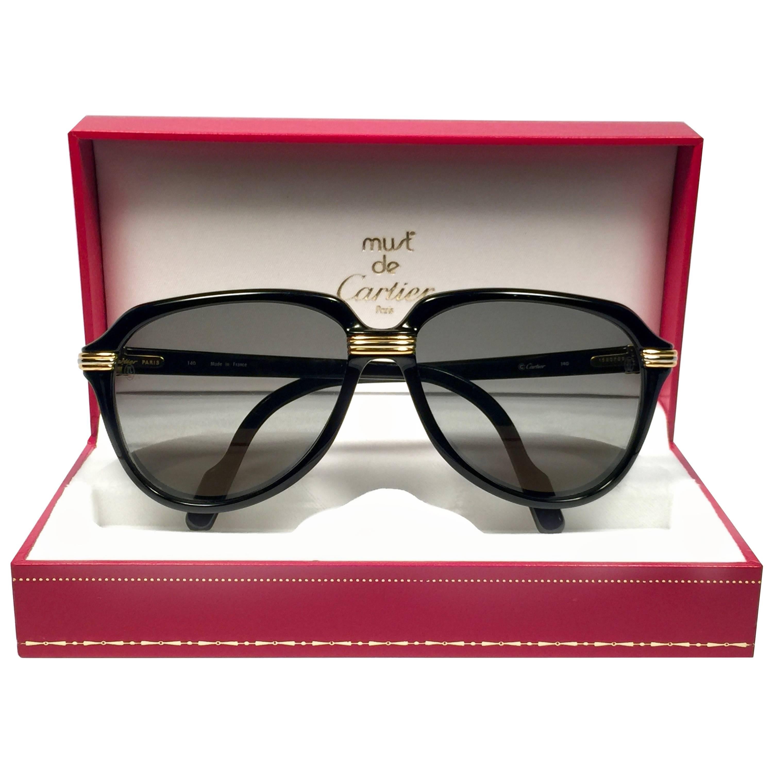 Cartier Vitesse Black Gold Oversized Gold Plated Sunglasses France 