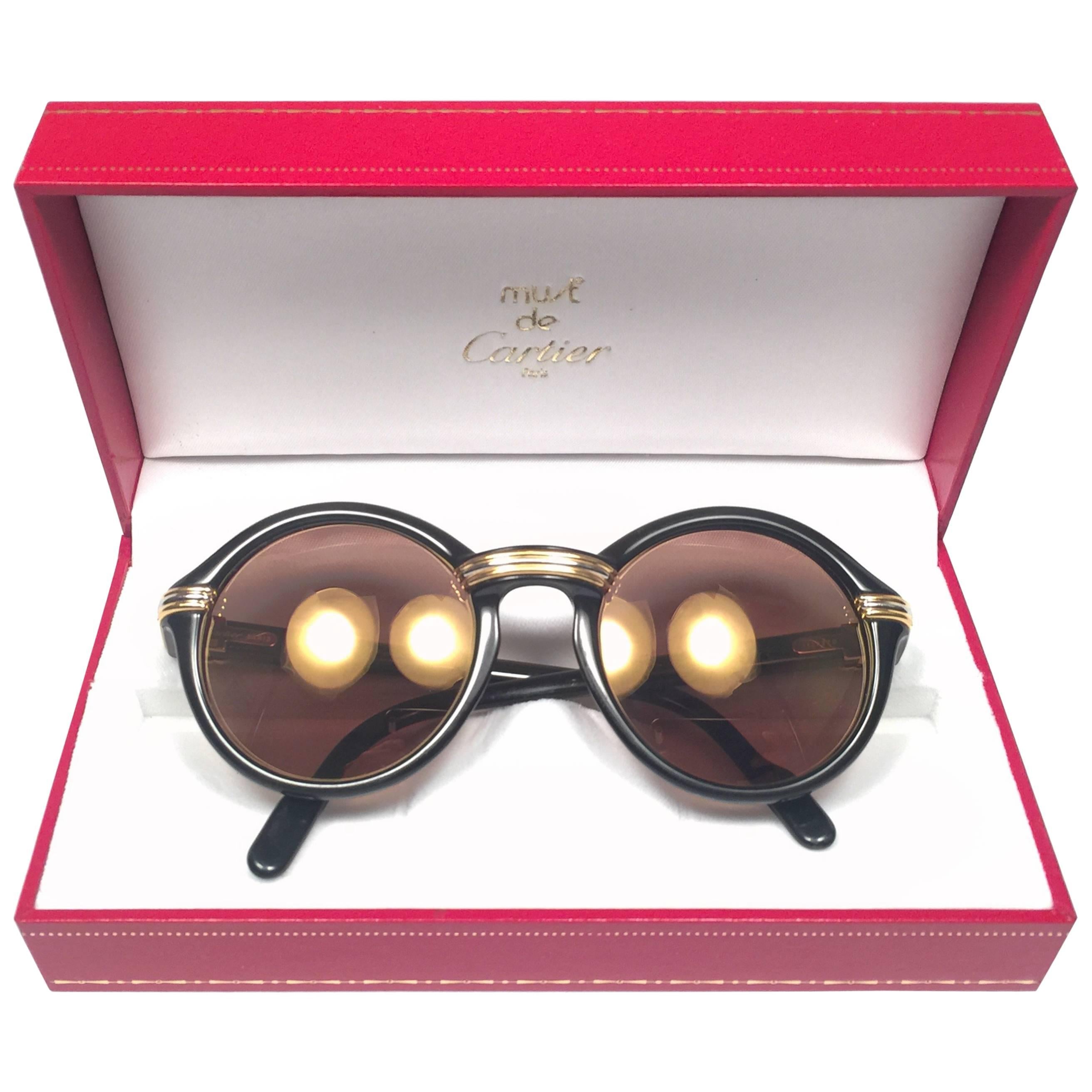 Mint Cartier Cabriolet Round Black & Gold 49MM 18K Gold Sunglasses France 1990's