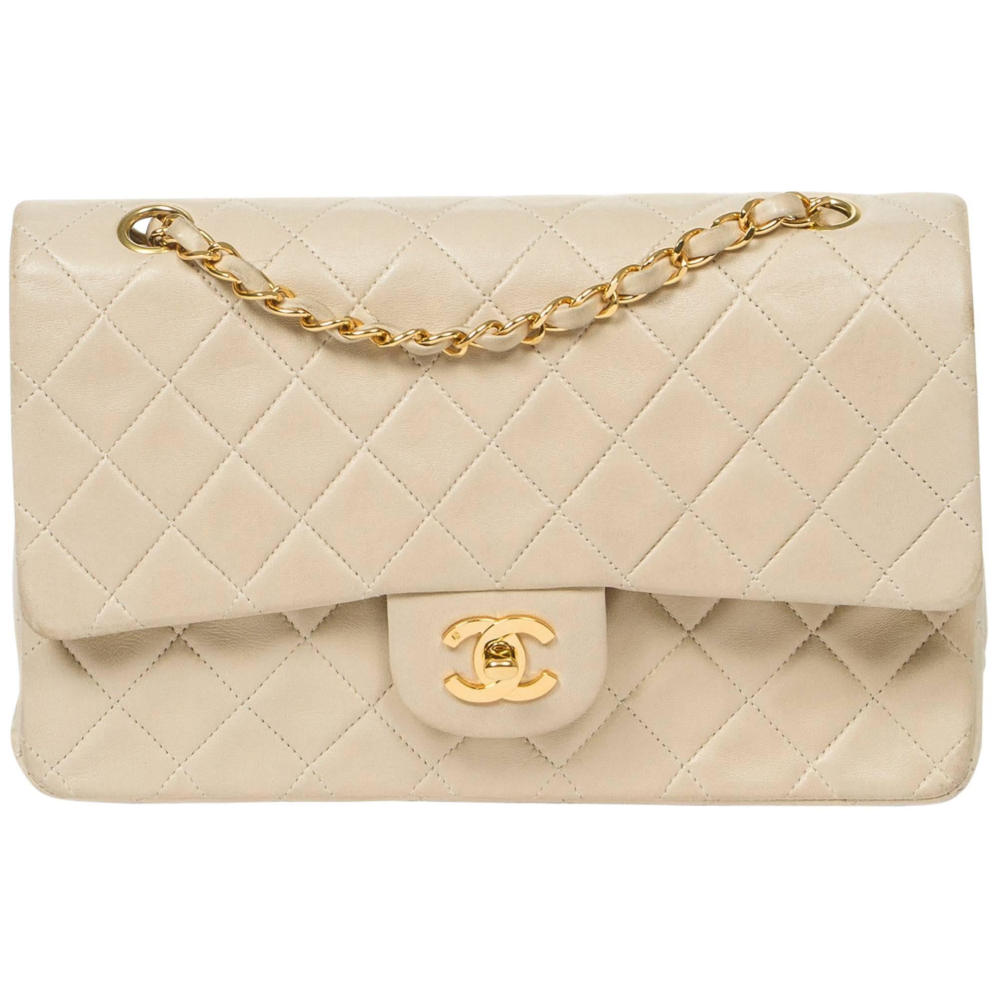 CHANEL Classic Double Flap 26 in ivory quilted lambskin