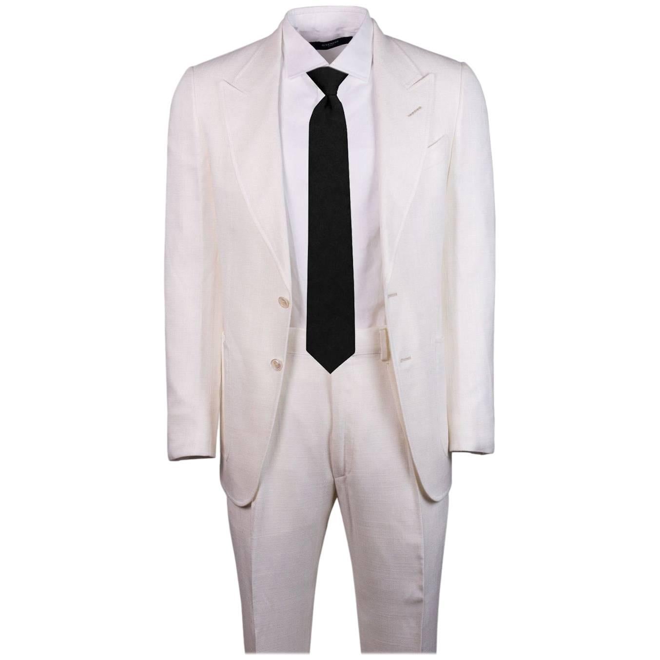 Tom Ford Men's Ivory Shelton Base Two Piece Suit Size For Sale