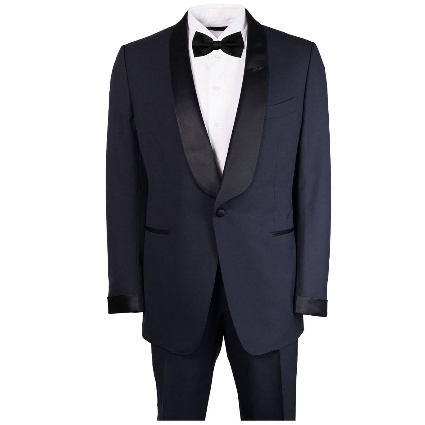 Tom Ford Navy Wool Satin Shawl Lapel O'Connor Tuxedo For Sale at ...