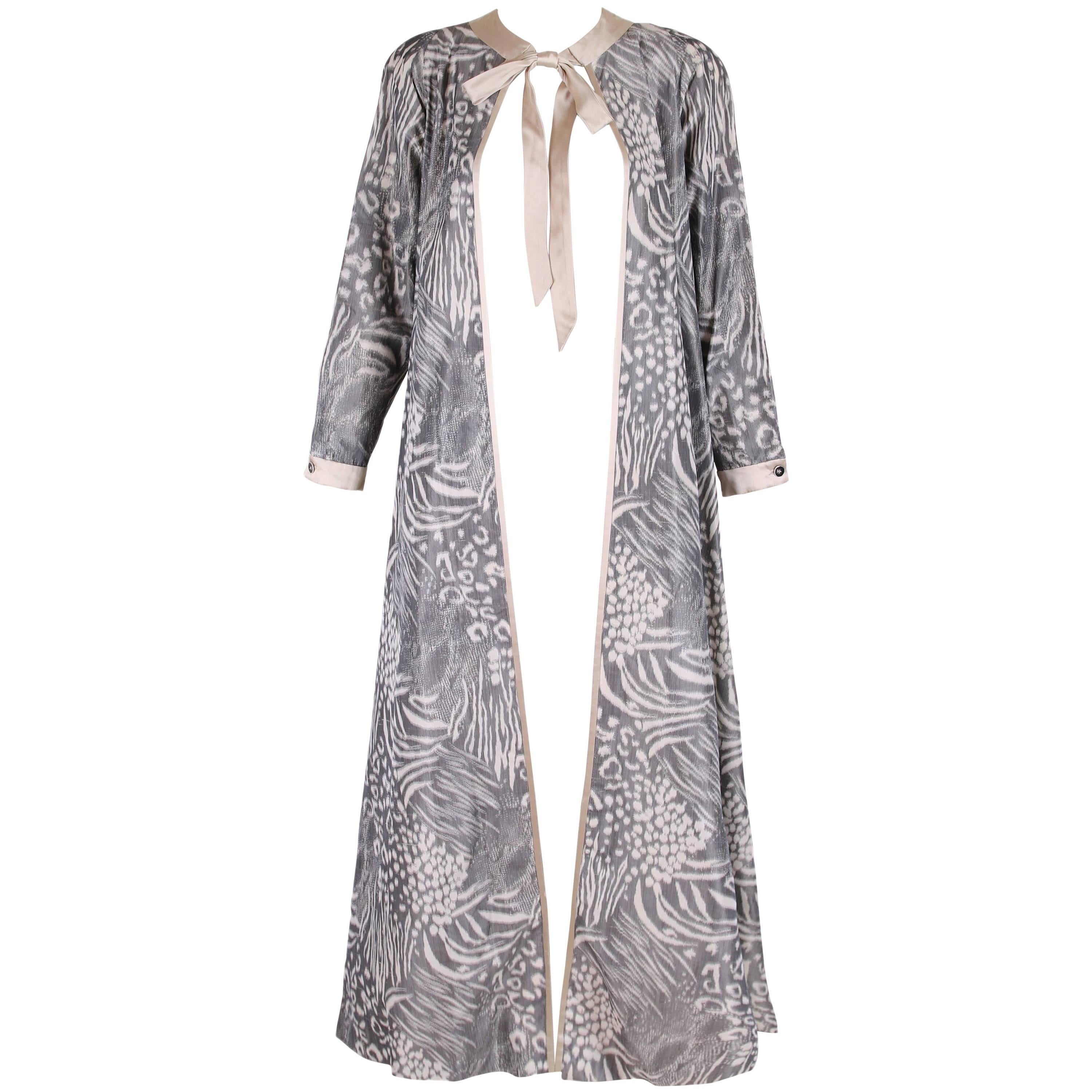 Geoffrey Beene Grey and Cream Silk Taffeta Printed Dress Coat Neck Ties 1970s  For Sale
