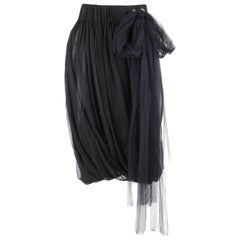 LANVIN F/S 2006: schwarzer Ballonrock aus Tüll und halbdurchsichtigem, plissiertem Seidenchiffon, mit Schnürung