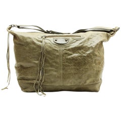 BALENCIAGA Weekender-Tasche aus grünem gealtertem Leder