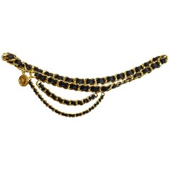 Chanel 1994 Vintage Black & Goldtone Chain Belt with Medallion