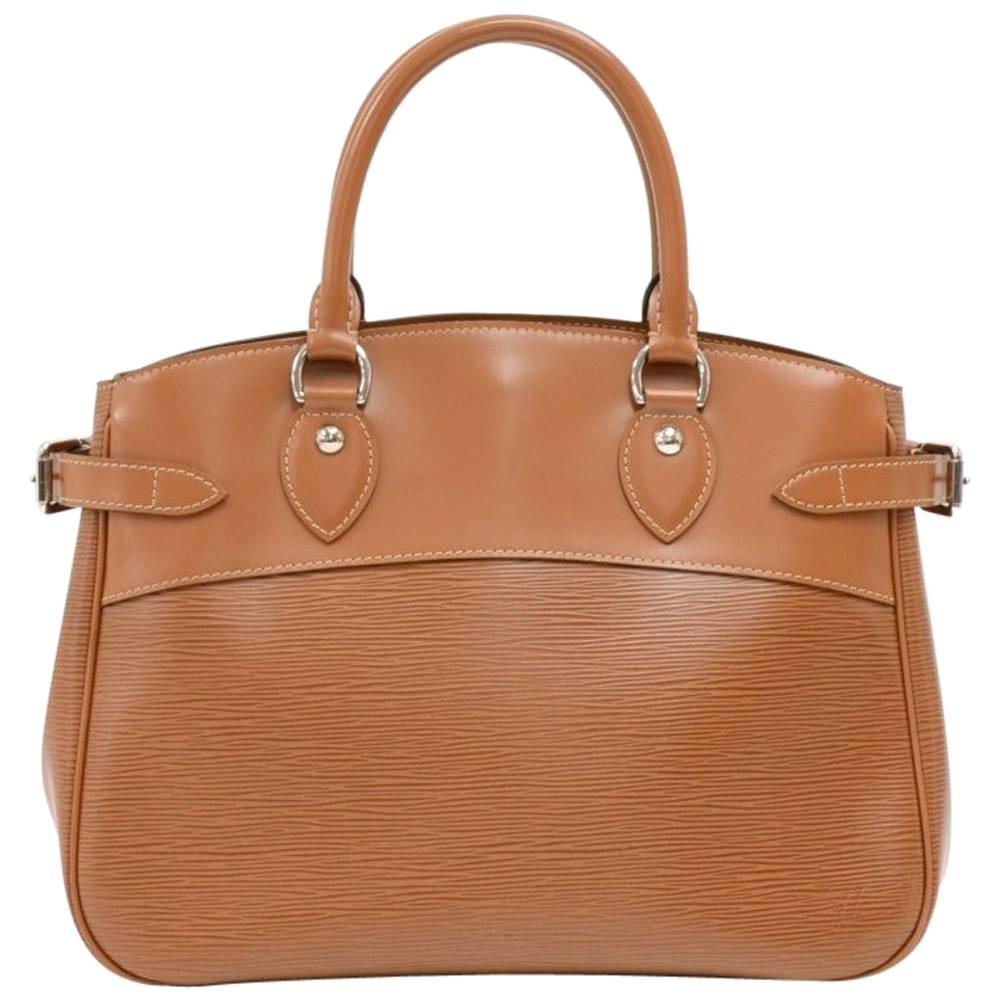 Louis Vuitton Passy PM Cannelle Epi Leather Handbag  For Sale