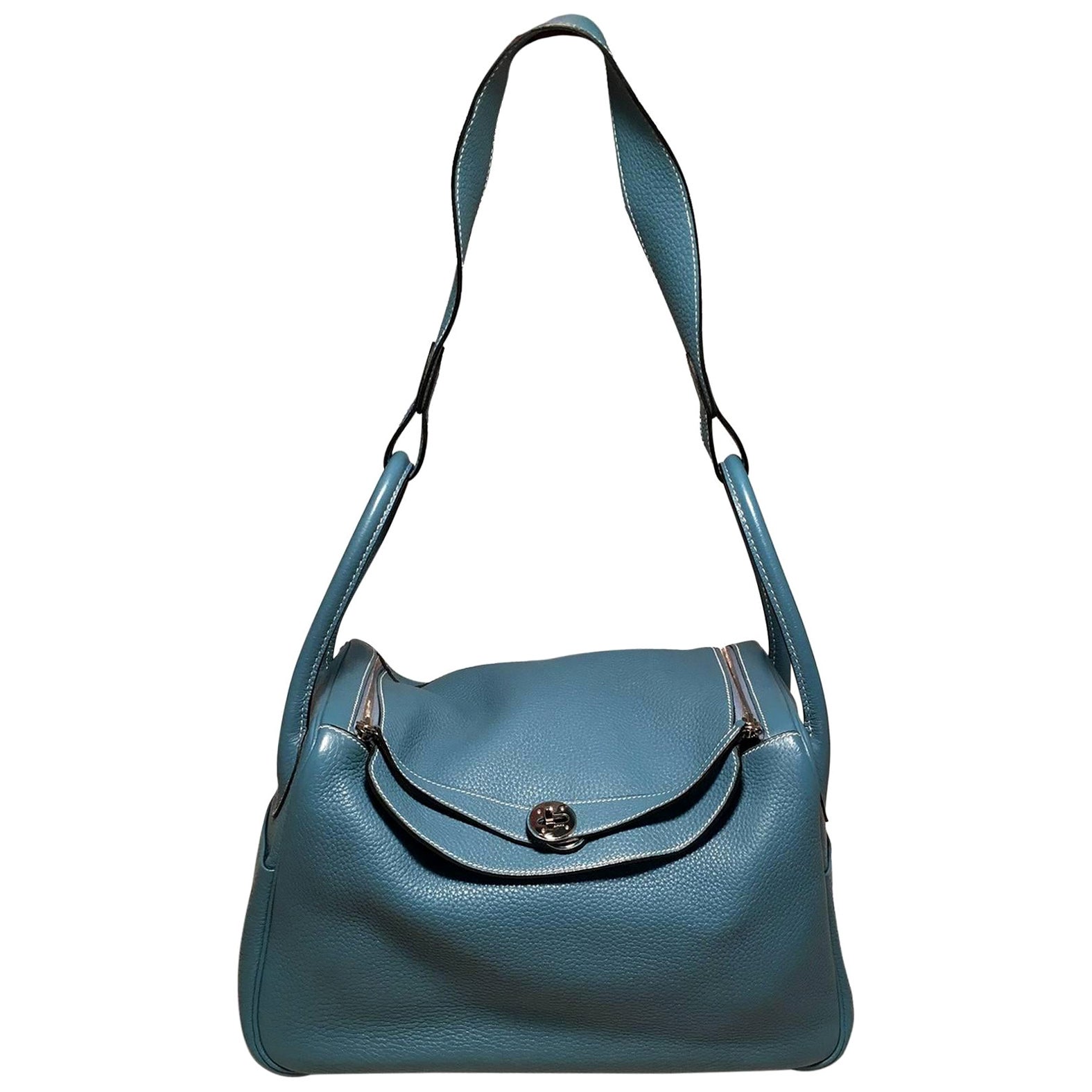 Hermes Blue Jean Clemence leather Lindy Bag For Sale at 1stDibs | hermes  lindy blue jeans, hermes lindy navy blue