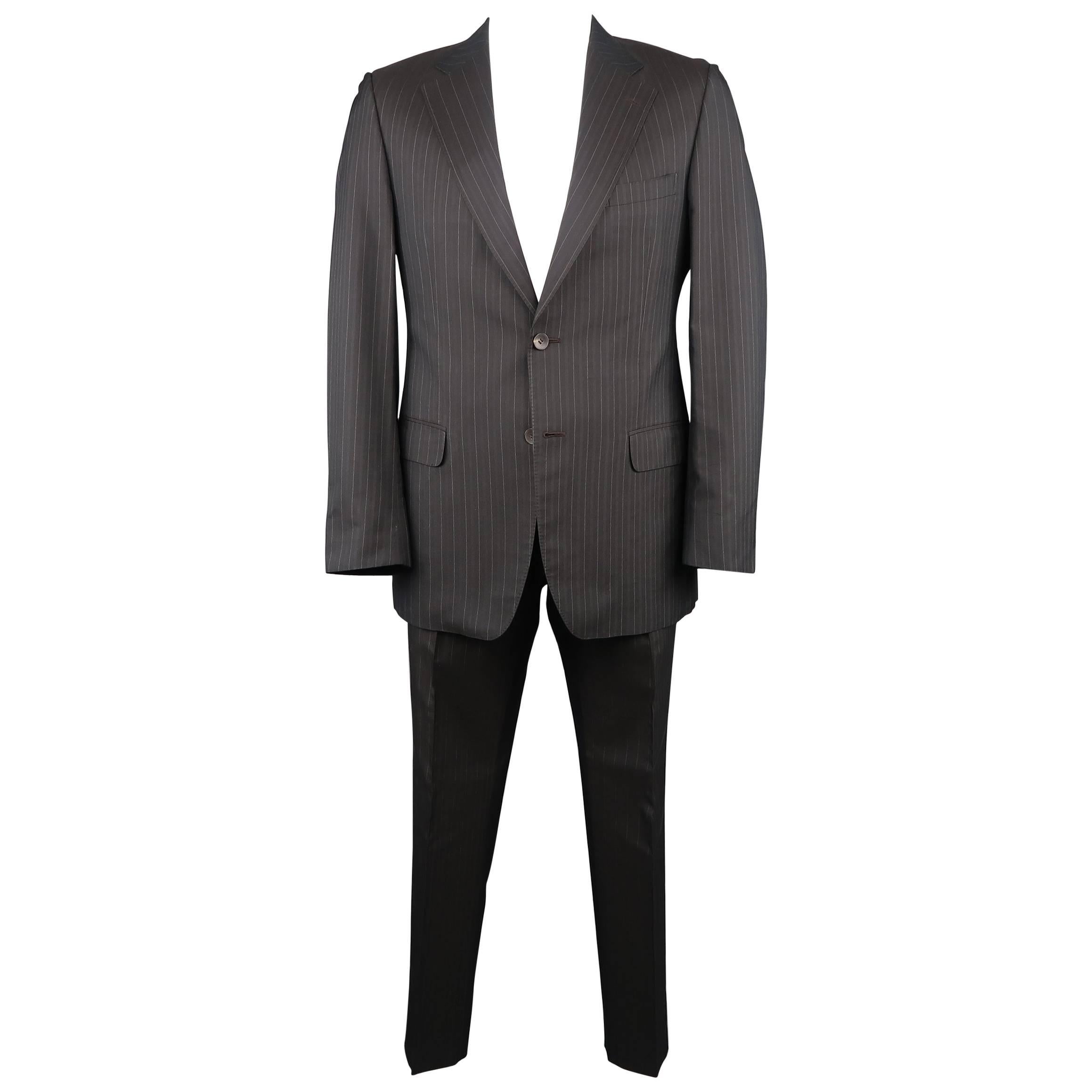 Men's GUCCI 42 Regular Charcoal Stripe Wool / Silk Notch Lapel 2 pc Suit